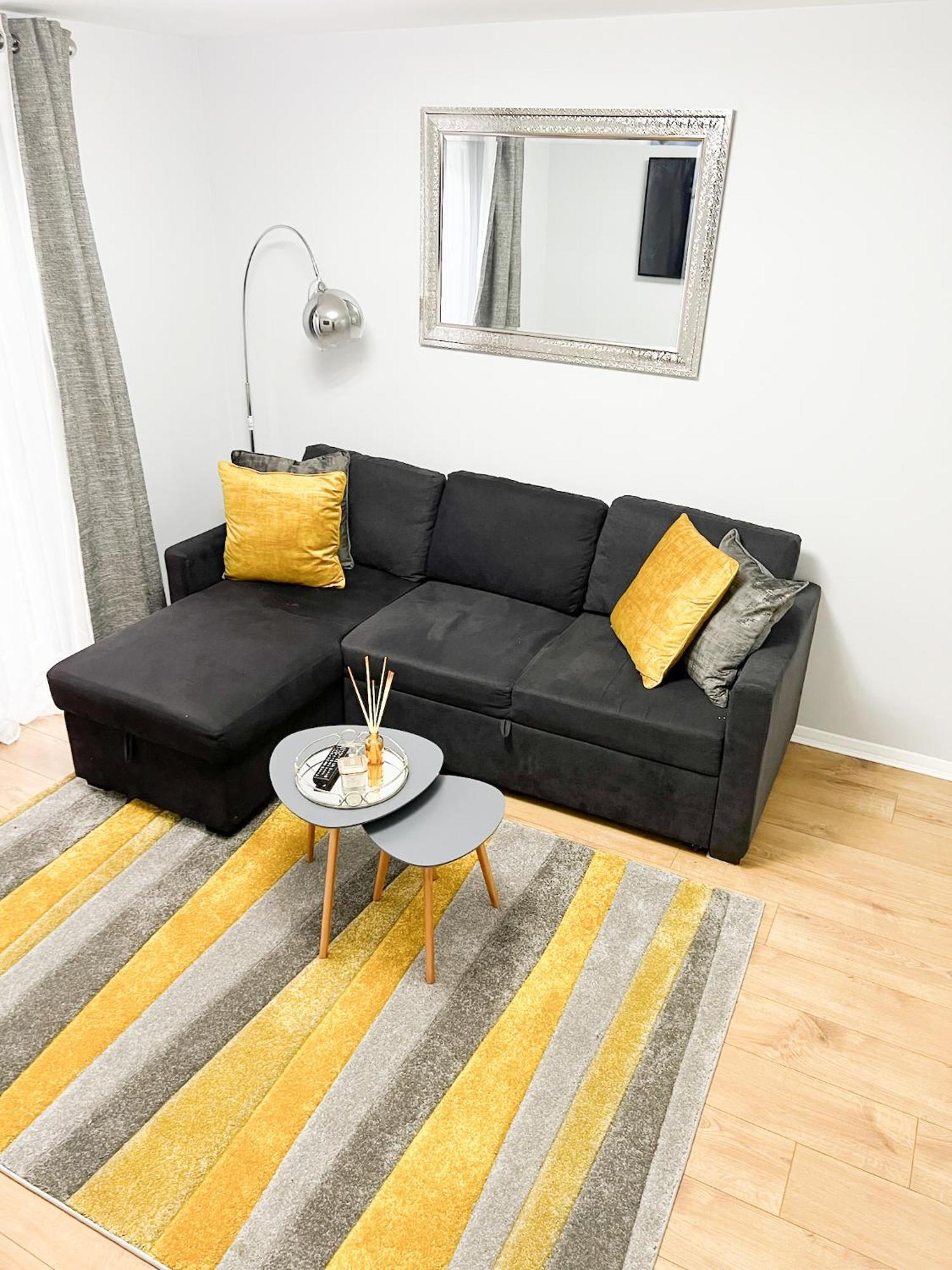 Beautiful Apartment In Beckton With Private Entrance And Garden Лондон Экстерьер фото